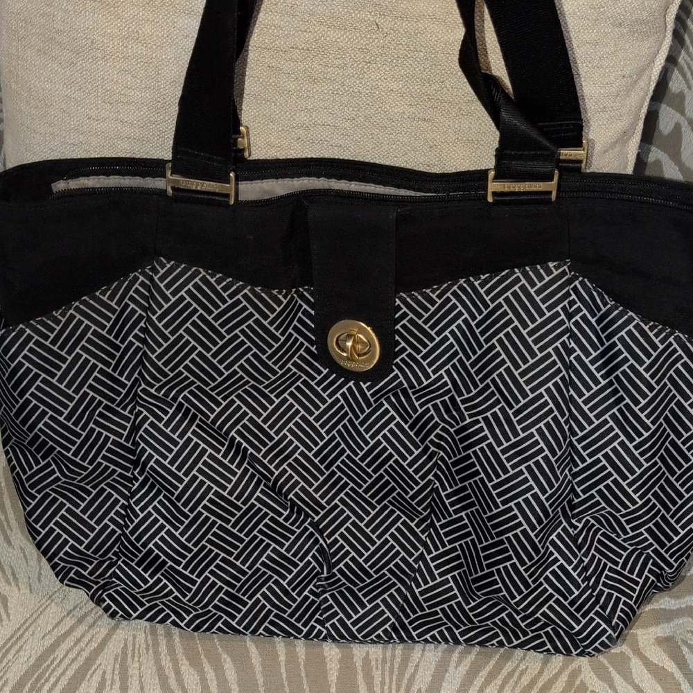 Baggallini Large  Black and Gray Geometric Pattern Tote Travel Bag